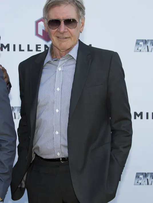 Harrison Ford mengingat ketika mengalami kecelakaan tersebut ia mengatakan kepada menara apa yang akan dilakukannya, ia mengingat saran yang diberikan oleh menara kala itu. (Bintang/EPA)