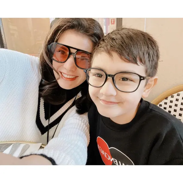 6 Potret Kebersamaan Carissa Putri dengan Quenzino, Netizen Sebut Ganteng Banget