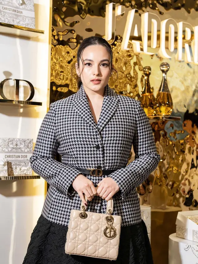 Chelsea Islan Diduga Hamil