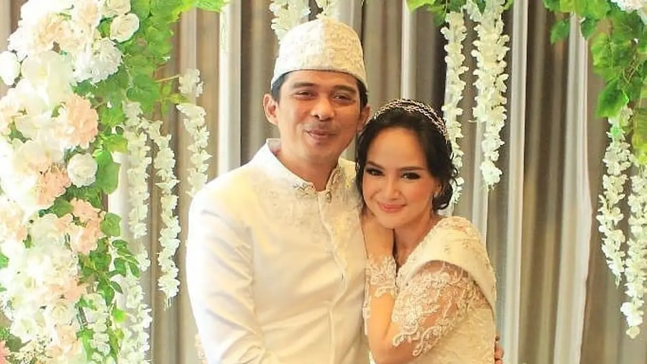 [Fimela] Angelica Simperler dan Rico Hidros