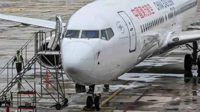 Pesawat China Eastern Airlines