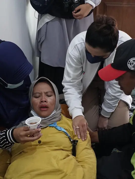 Ashanty terjun langsung beri bantuan ke Semeru (Instagram/ashanty_ash)