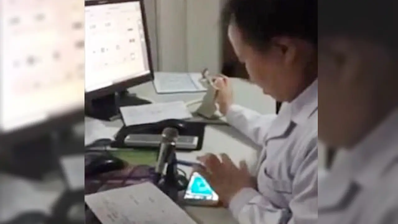 Asyik Main Gim Saat Tangani Pasien CT Scan, Dokter Ini Diskors
