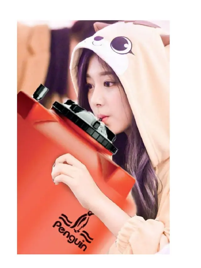 6 Foto Editan Nyeleneh Tzuyu TWICE Lagi Minum Ini Bikin Tepuk Jidat