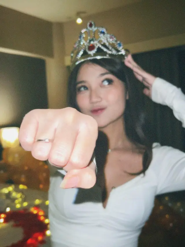 Julian Jacob diketahui baru saja melamar kekasihnya, Mirriam Eka. (instagram.com/mariaeka_)
