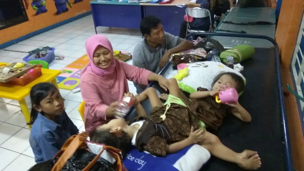 Kembar Siam Sumedang Bakal Punya Usus Baru