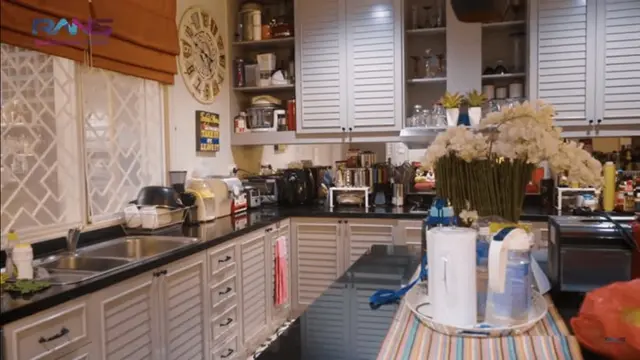 Potret dapur Rieta Amalia (Sumber: Youtube/Rans Entertainment)