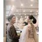 Momen resepsi pernikahan adik Indah Permatasari, Sinta Mutiara Bella (Foto: Instagram sintamutiarabell)