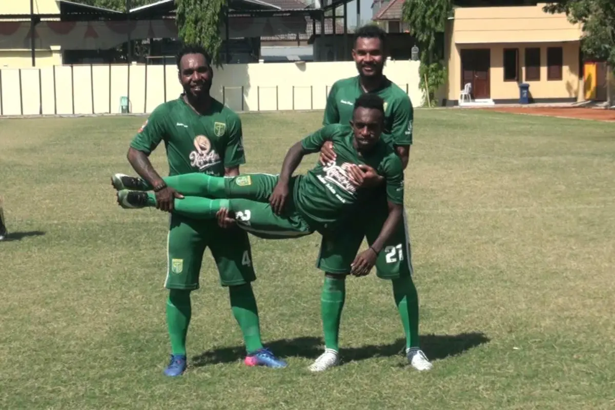 Nerius Alom Persebaya