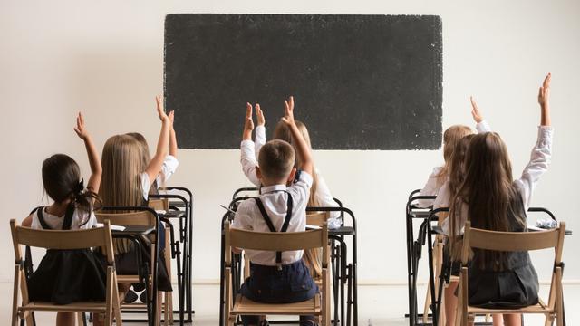 Ilustrasi murid, siswa, pelajar, di sekolah, pembelajaran