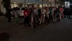 Belasan anggota Pasukan Pengibar Bendera Pusaka kota Mojokerto mengalami kesurupan saat berada di lokasi karantina.