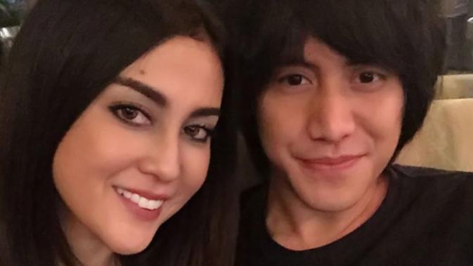 Lihat Seksinya Pacar Baru Kevin Aprilio Vicy Melanie Showbiz Liputan6 Com