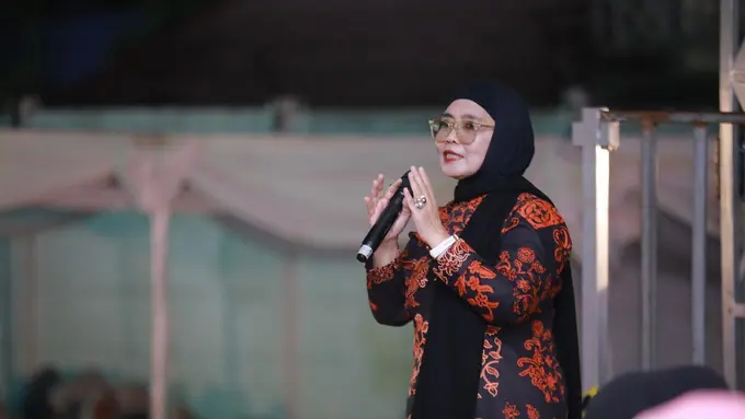 Pagelaran Seni Budaya Sunda Semarakkan Bontang, Wali Kota Neni Ajak Warga Rawat Persatuan