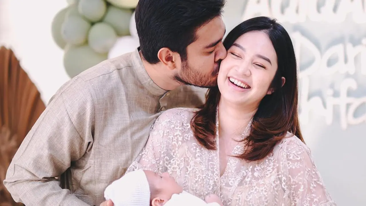 7 Potret Aqiqah Anak Faradilla Yoshi dan Bryan McKenzie, Curi Perhatian