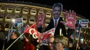 Aksi unjuk rasa tersebut diiikuti ribuan massa dan mendesak pengunduran diri Carlos Mazon. (JOSE JORDAN/AFP)