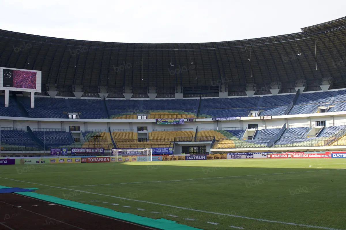 Stadion Bandung lautan Api (GBLA)