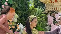 Luna Maya Gelar Acara Siraman di Bali, Airnya dari Tujuh Sumber Mata Air