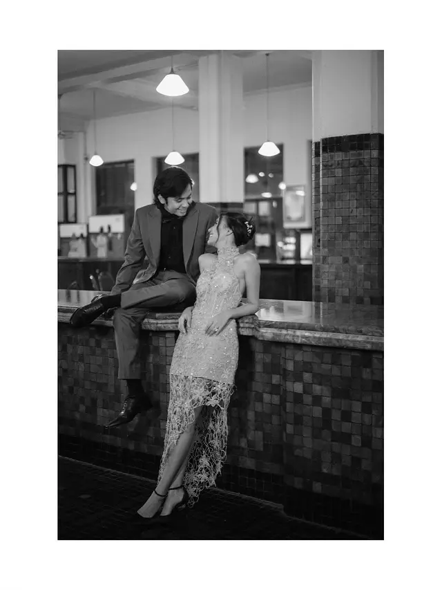 8 Foto Prewedding Angga Yunanda dan Shenina Cinnamon yang Bak Adegan Film Berbagai Genre