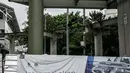 Kondisi proyek pembangunan jembatan layang atau skybridge untuk integrasi Halte Transjakarta Centrale Stichting Wederopbouw (CSW) di Stasiun MRT Asean, Jakarta, Selasa (19/1/2021). Terlihat banyak coretan vandalisme pada proyek pembangunan Skybridge CSW. (Liputan6.com/Faizal Fanani)