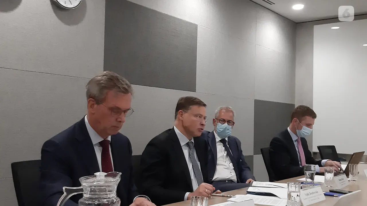 Komisi Dagang Komisi Eropa Valdis Dombrovskis.