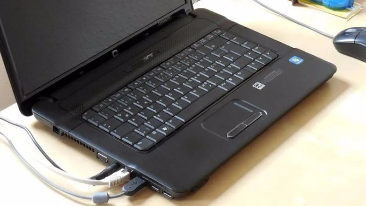 Bahaya Penggunaan Laptop yang Terus Dicas Tanpa Dicabut - Citizen6