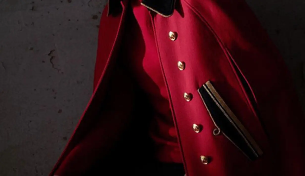 “Saat ini anak saya tak sadarkan diri, jadi saat aku membaca artikel yang mengatakan ia hanya tertidur lelap itu sangat menyakitkan. Tolong diubah dan hentikan menulis itu,” pungkas ibunda T.O.P Big Bang. (Instagram/choi_seung_hyun_tttop)