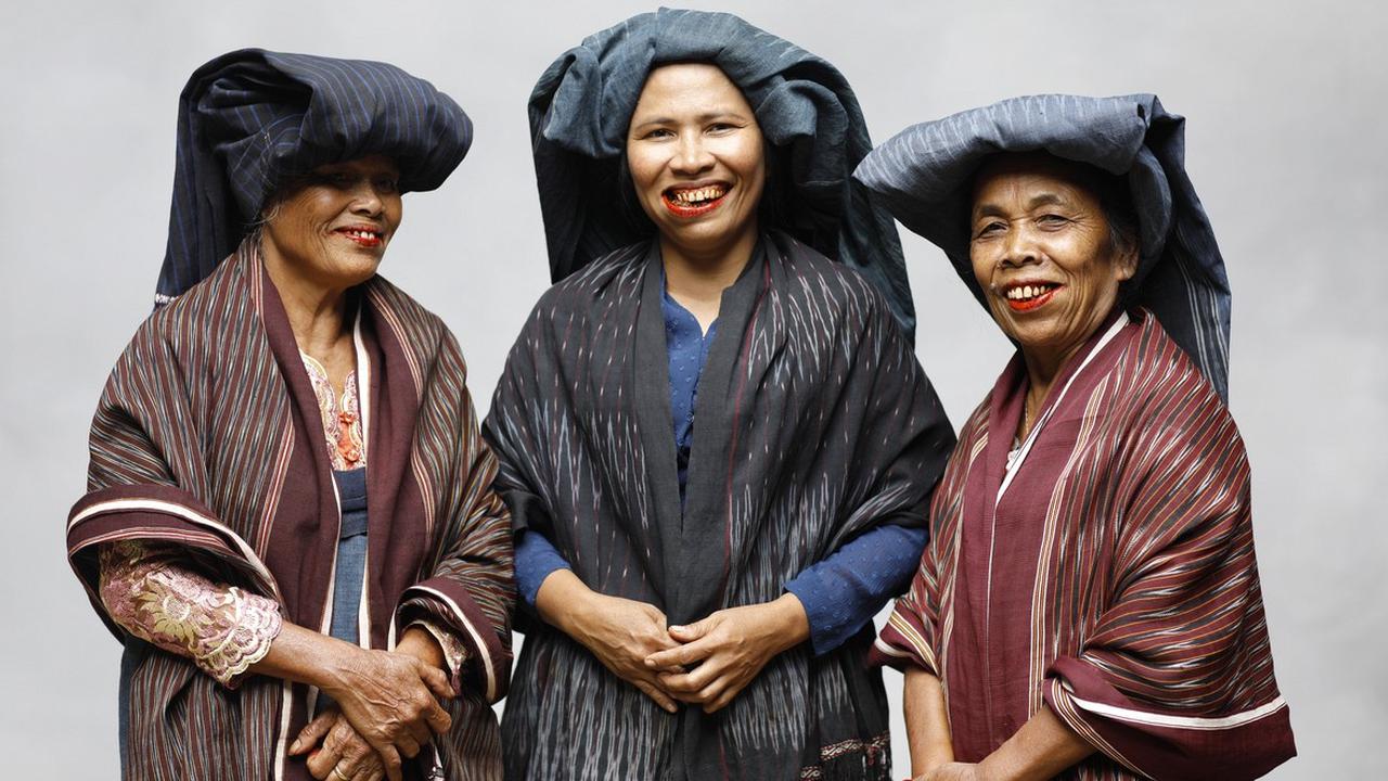 Misi Pelestarian Kain Ulos sekaligus Kedepankan Isu Pemberdayaan Perempuan