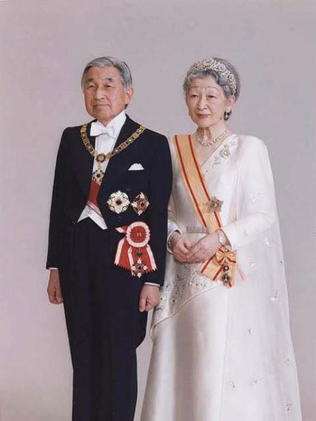 8 Bangsawan Ini Dulunya Hidup sebagai Orang Biasa