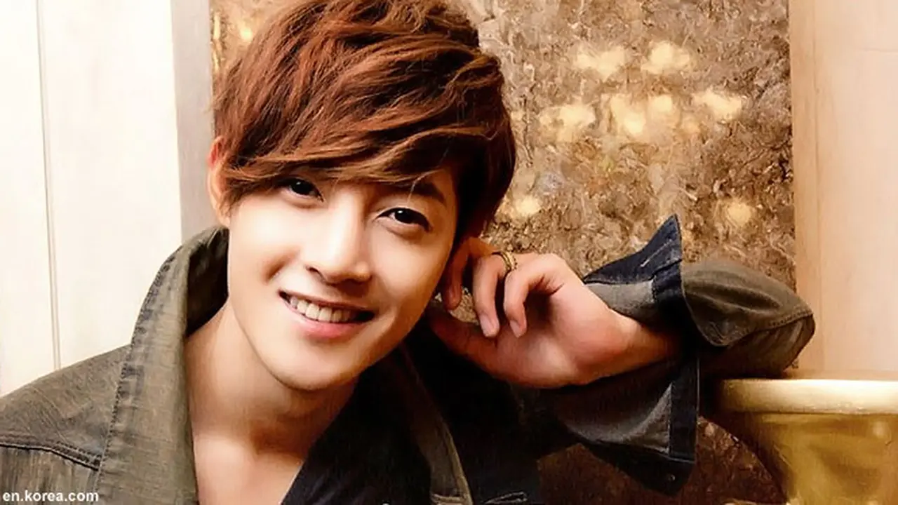 kim_hyun_joong_130326b.jpg
