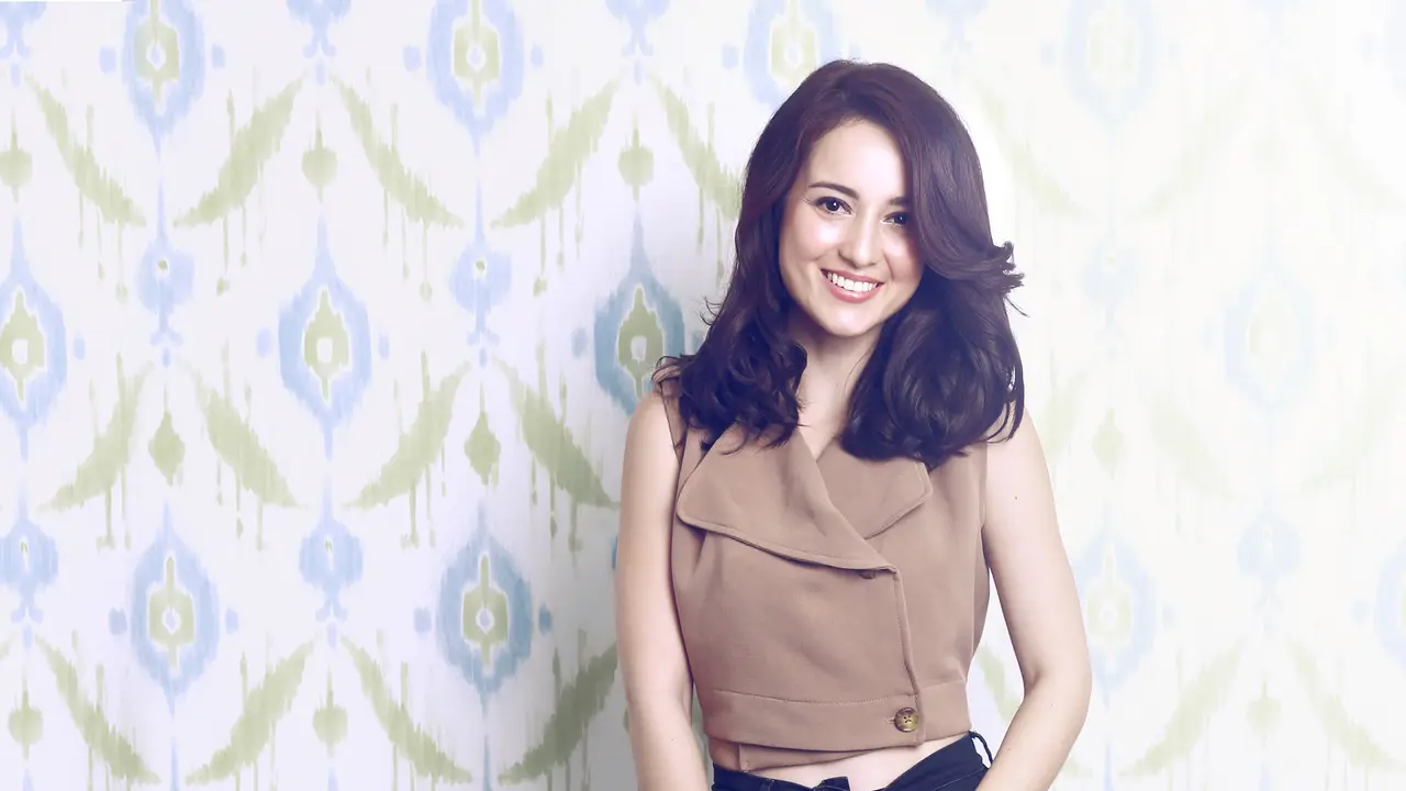 [Bintang] Julie Estelle
