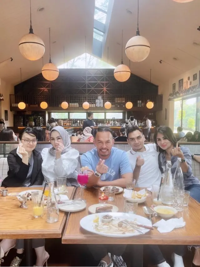 7 Potret Terbaru Jennifer Dunn dan Faisal Haris yang Masih Kerap Jadi Sorotan