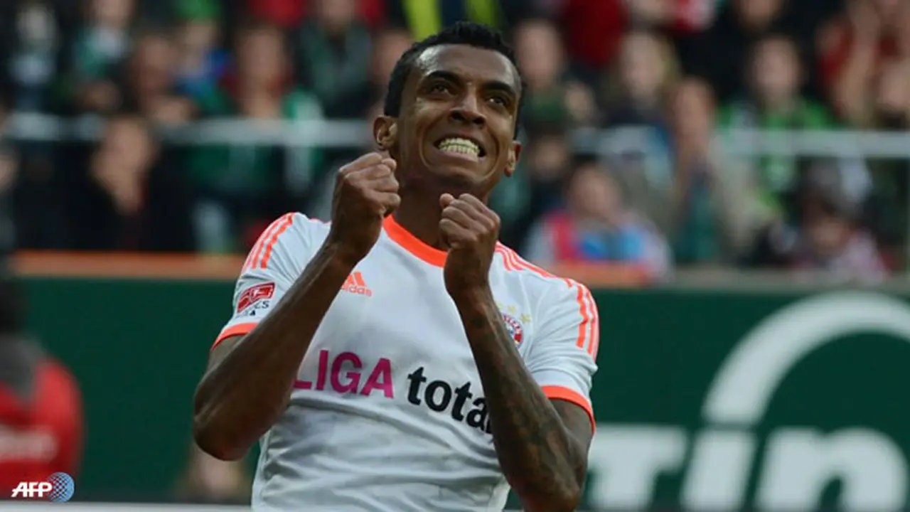 luiz-gustavo-130812c.jpg