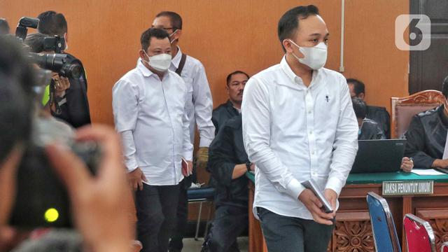 Sidang Ricky Rizal dan Kuat Ma ruf
