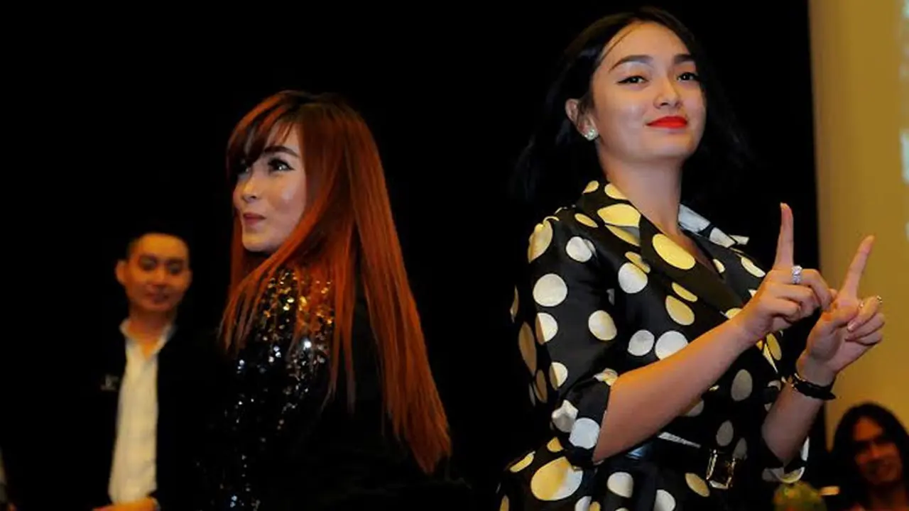 Angel Cherrybelle kerap disamakan wajahnya dengan Zaskia Gotik (Liputan6.com/Faisal R Syam)