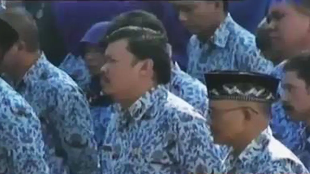 PNS Telat Apel Pagi