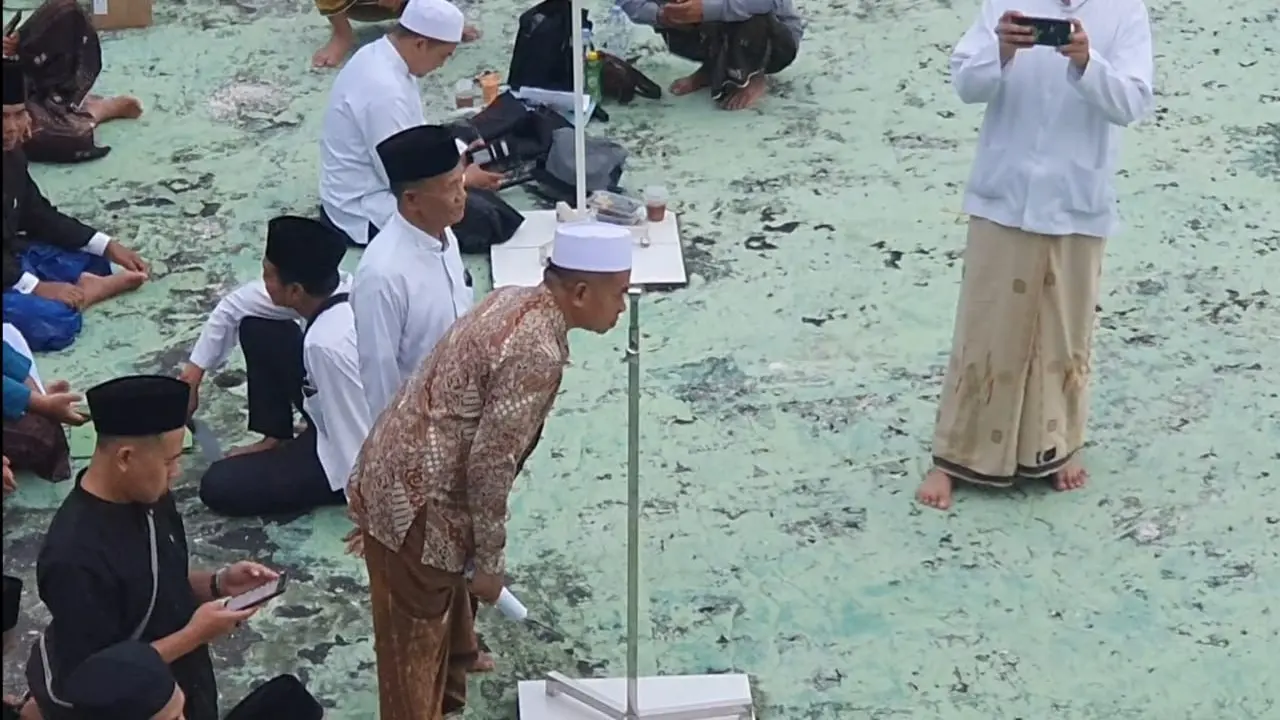 Kegiatan rukyatul hilal di POB Cibeas Kabupaten Sukabumi (Liputan6.com/Fira Syahrin).