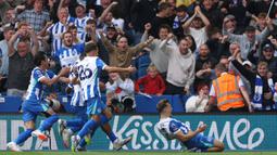 Manchester City unggul di laga ini berkat gol Erling Haaland di babak pertama. Sementara Brighton mampu membalikkan kedudukan berkat gol penalti James Milner dan gol telat Brajan Gruda di babak kedua. (AP Photo/Ian Walton)
