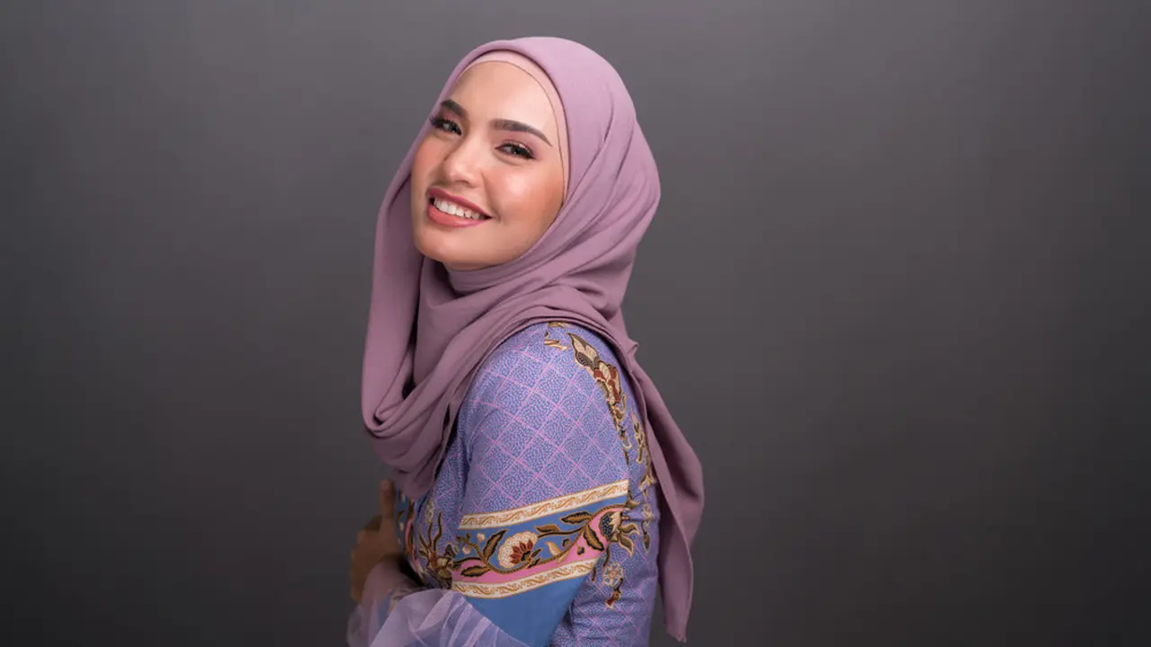 kebaya-kezo