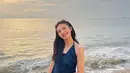 Memiliki paras yang menawan, dalam setiap potret yang diunggah dalam berbagai aktivitasnya, wanita kelahiran tahun 1998 ini kerap mencuri perhatian. Kerap tampil stylish dengan busana kasual, Gaby terlihat menawan dengan gaya rambut panjangnya saat memakai simpel dress. (Liputan6.com/IG/@jkt48gaby)