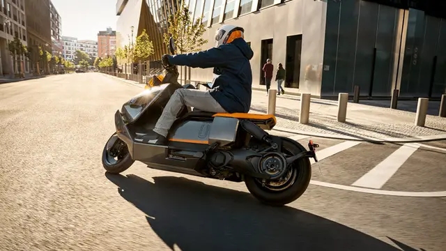 BMW CE 04 hadir dengan tenaga 42 tk