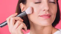 Tren Makeup Blush Putih yang Viral di TikTok, Simak Tips Memakainya