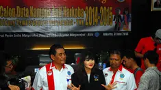 Penyanyi Indah Dewi Pertiwi diangkat menjadi duta anti narkoba oleh Badan Narkotika Nasional. Selasa (3/6/2014) (Liputa6.com/Miftahul Hayat)