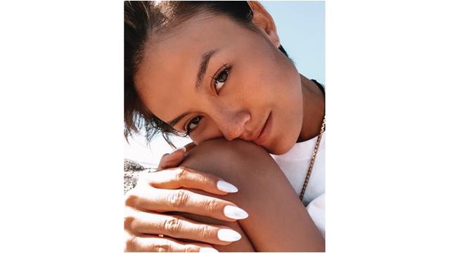 Dituduh Lakukan Tarik Benang, Begini 6 Pesona Agnez Mo Tanpa Makeup