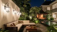 13 Inspirasi Area Santai Outdoor dengan Lampu Warm White, Hangat dan Estetik