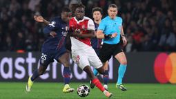 Les Parisiens sempat tertinggal pada babak pertama melalui gol Maghnes Akliouche (45'). (AFP/Thomas Samson)
