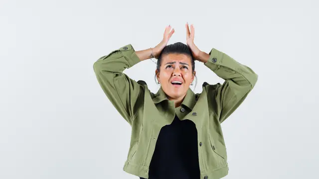 6 Tanda Kecerdasan Emosionalmu Sedang Menurun (photo by freepik.com)