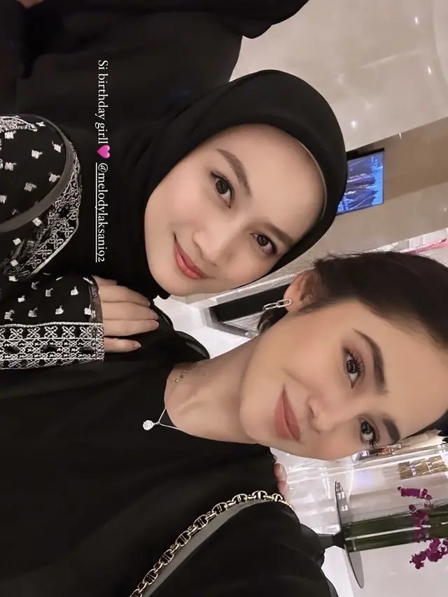 Penampilan Syifa Hadju saat Buka Puasa Bersama Geng Mamayu