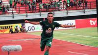 Irfan Jaya Persebaya (Liputan6.com/Dimas Angga P)