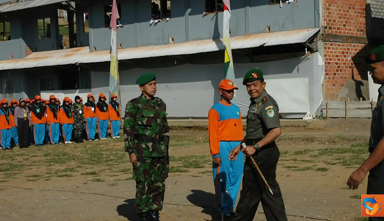 Citizen6, Sukabumi: Kegiatan Pendidikan Pendahuluan Bela Negara bagi para santri diikuti oleh 302 santri perwakilan dari berbagai Pesantren di Kota Sukabumi, akan berlangsung selama empat hari mulai 13 hingga 16 Juli. (Pengirim: Pendam3)