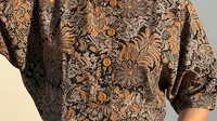 9 Model Batik Lengan Dolman Crop Top Santai, Pilihan Gaya Kekinian